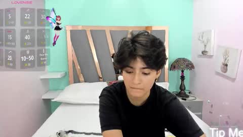 Snapshot of bryce_evans chatting on 10-30-25, 08:53 B R Y C E  online show from 10-30-25, 08:53