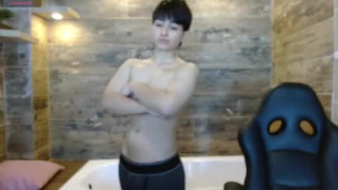 Snapshot of bryce_evans chatting on 12-20-25, 09:11 B R Y C E online show from 12-20-25, 09:11