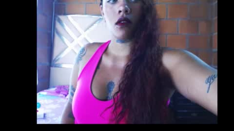 Snapshot of brytanysquirrt chatting on 10-29-25, 04:42 brytanysquirrt online show from 10-29-25, 04:42