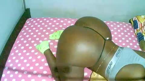 Snapshot of bryvanna_sweet chatting on 12-15-24, 03:20 dee online show from 12-15-24, 03:20