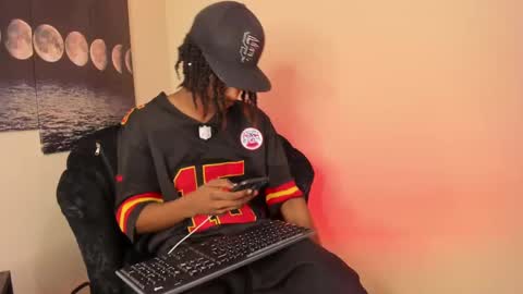 Snapshot of bryxxxon1 chatting on 03-11-25, 02:51 Bryxon online show from 03-11-25, 02:51