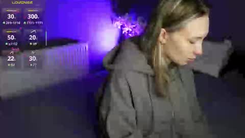 Snapshot of bubblebbb chatting on 12-20-25, 04:41 Sabrina online show from 12-20-25, 04:41