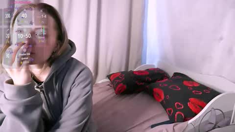 Snapshot of bubblebbb chatting on 02-23-26, 04:10 Sabrina online show from 02-23-26, 04:10