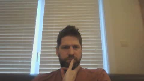 Snapshot of bubblebee1982 chatting on 02-24-26, 07:17 bubblebee1982 online show from 02-24-26, 07:17