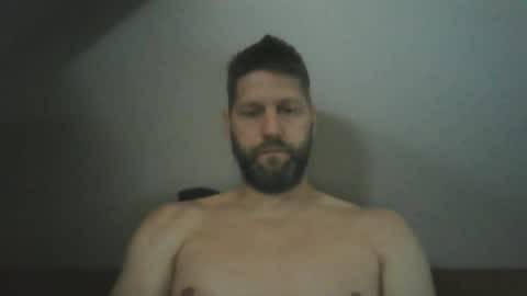 Snapshot of bubblebee1982 chatting on 06-23-26, 06:44 bubblebee1982 online show from 06-23-26, 06:44