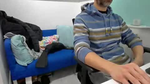 Bubblebum online show from 02-04-25, 01:06