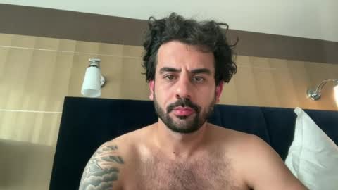 Snapshot of bubblebutt723 chatting on 07-07-26, 02:14 bubblebutt723 online show from 07-07-26, 02:14