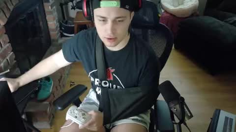 BubblebuttBdn online show from 05-24-26, 10:48