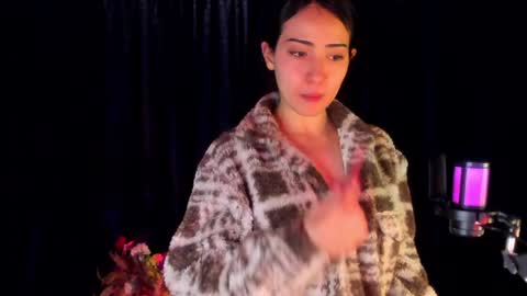 Snapshot of bubblewhite_ chatting on 12-12-24, 11:50 BubbleJereth online show from 12-12-24, 11:50