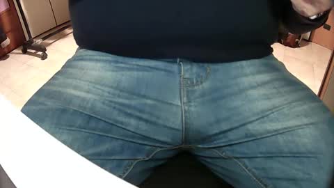 Andre73 online show from 11-16-25, 07:52