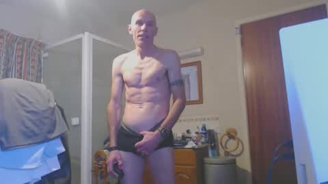 Snapshot of buck70 chatting on 02-22-26, 06:50 buck70 online show from 02-22-26, 06:50