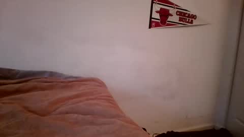 B online show from 09-30-25, 02:44