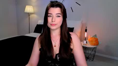 Snapshot of buckssbunny chatting on 04-23-26, 03:25 Ari online show from 04-23-26, 03:25
