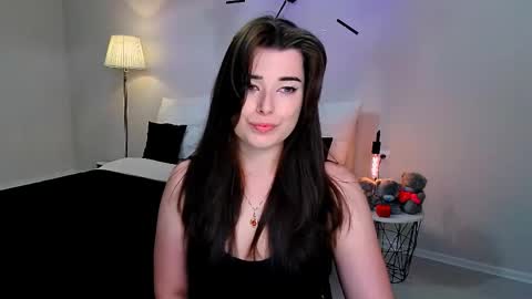 Snapshot of buckssbunny chatting on 05-11-26, 01:50 Ari online show from 05-11-26, 01:50