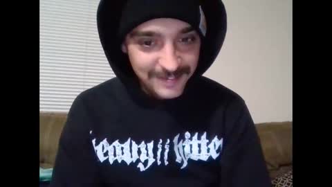 Snapshot of bud42o chatting on 10-27-25, 01:31 Bud42o online show from 10-27-25, 01:31