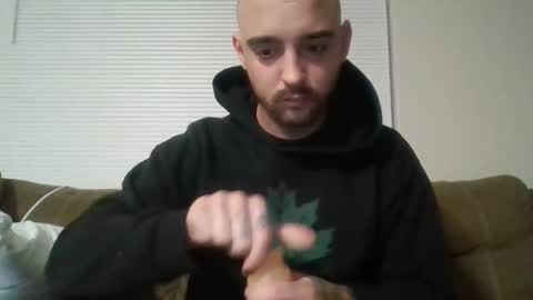 Snapshot of bud42o chatting on 12-15-25, 12:15 Bud42o online show from 12-15-25, 12:15