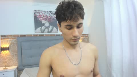 Snapshot of buddy_whitte chatting on 01-27-25, 05:37 Buddy Whitte online show from 01-27-25, 05:37