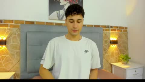 Snapshot of buddy_whitte chatting on 02-22-25, 11:24 Buddy Whitte online show from 02-22-25, 11:24