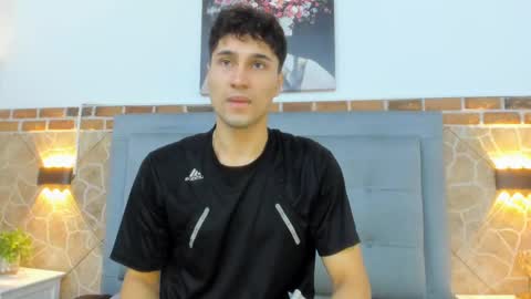 Snapshot of buddy_whitte chatting on 02-27-25, 11:31 Buddy Whitte online show from 02-27-25, 11:31