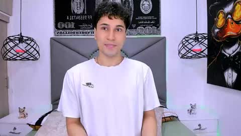 Snapshot of buddy_whitte chatting on 04-27-26, 12:14 Buddy Whitte online show from 04-27-26, 12:14