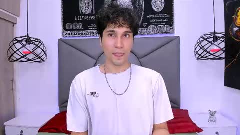 Snapshot of buddy_whitte chatting on 06-27-26, 08:14 Buddy Whitte online show from 06-27-26, 08:14