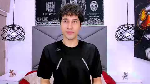 Snapshot of buddy_whitte chatting on 06-28-26, 04:24 Buddy Whitte online show from 06-28-26, 04:24