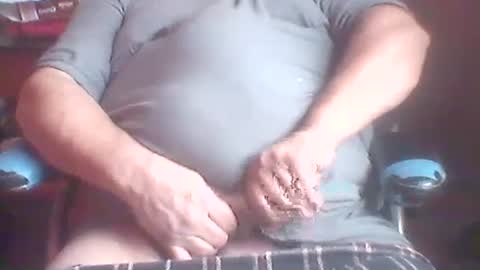 buddyluvzumore online show from 02-25-25, 04:53