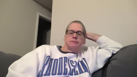 Snapshot of budman004 chatting on 01-17-26, 01:32 budman004 online show from 01-17-26, 01:32