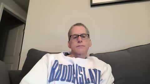 Snapshot of budman004 chatting on 01-18-26, 02:59 budman004 online show from 01-18-26, 02:59