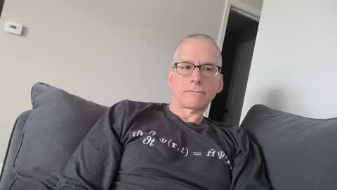 Snapshot of budman004 chatting on 02-17-26, 04:24 budman004 online show from 02-17-26, 04:24