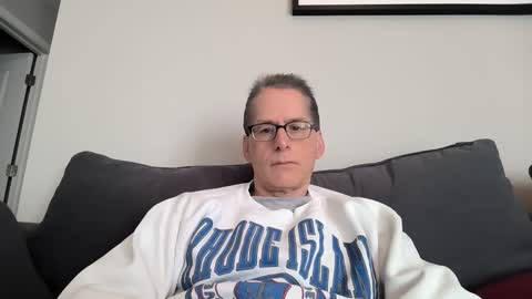 Snapshot of budman004 chatting on 04-27-26, 01:31 budman004 online show from 04-27-26, 01:31