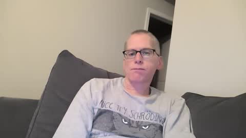 Snapshot of budman004 chatting on 05-25-26, 03:12 budman004 online show from 05-25-26, 03:12
