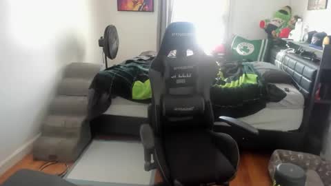 buffsexyman24 online show from 02-05-26, 03:16