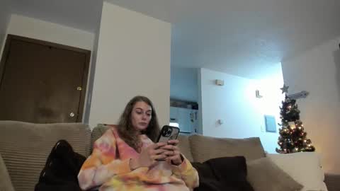 Buffy online show from 12-01-25, 03:22