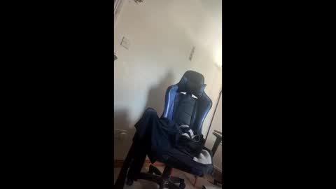 Snapshot of bulkyboners chatting on 09-26-25, 01:26 ejaculation for 250 online show from 09-26-25, 01:26