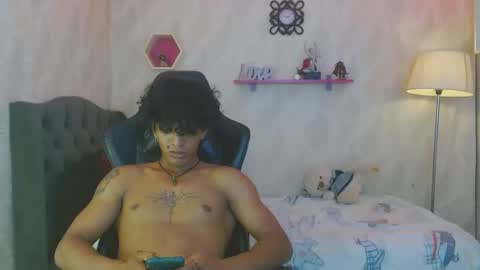 bull_cam online show from 11-11-25, 07:14