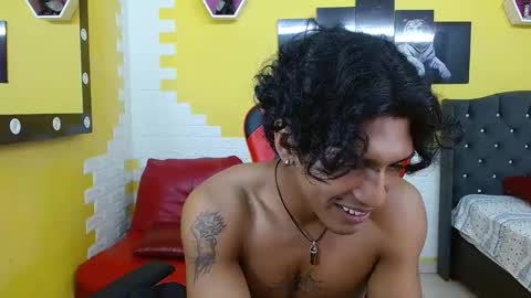 bull_cam online show from 12-01-25, 03:22