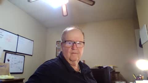 bullfrogg5050 online show from 12-04-25, 03:10