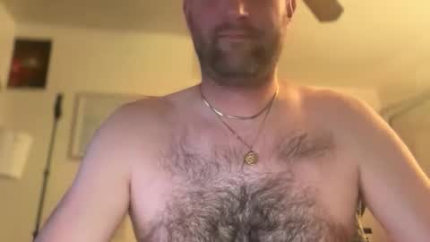 Snapshot of bumlover4567 chatting on 04-23-26, 03:52 bumlover4567 online show from 04-23-26, 03:52