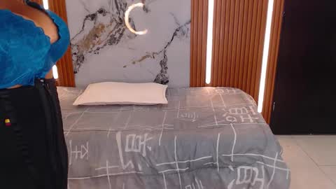 Snapshot of bunny_bao chatting on 02-04-26, 12:22 Rossi Hill online show from 02-04-26, 12:22