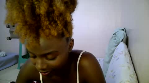 bunny_bliss1 online show from 06-11-26, 08:29