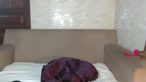 Bunny Bliss online show from 10-27-25, 11:03