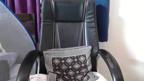 Revo  Hi dear everyone..Im on a break due to exams and studies and some functions in family..will back soon..stay tuned...Ty online show from 12-22-25, 09:50