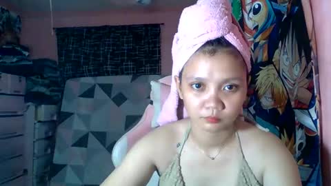 Snapshot of bunny_flower18 chatting on 05-17-26, 10:00 bunny_flower18 online show from 05-17-26, 10:00