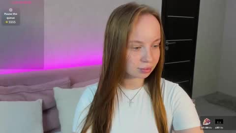Bunny online show from 10-08-25, 09:18