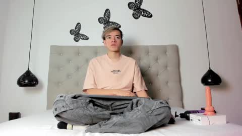 bunny online show from 01-02-25, 12:35