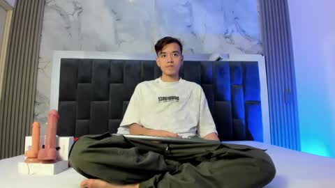 bunny online show from 10-10-25, 12:26