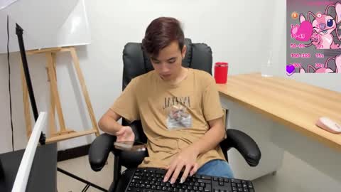 bunny online show from 11-06-25, 12:17