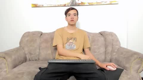 bunny online show from 11-11-25, 12:16