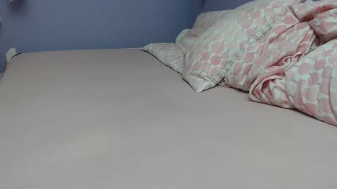 Snapshot of bunny_nextdoor chatting on 01-15-25, 01:12 Bunny  Miss me Online every day here -  online show from 01-15-25, 01:12